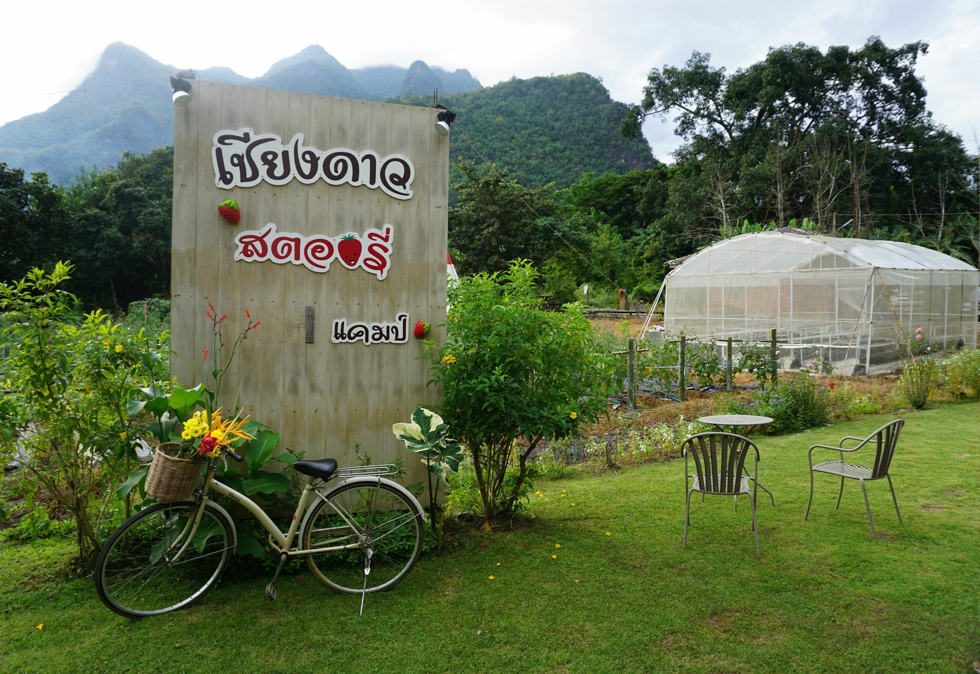 Chiang Dao Story Camp Hotel Exterior photo