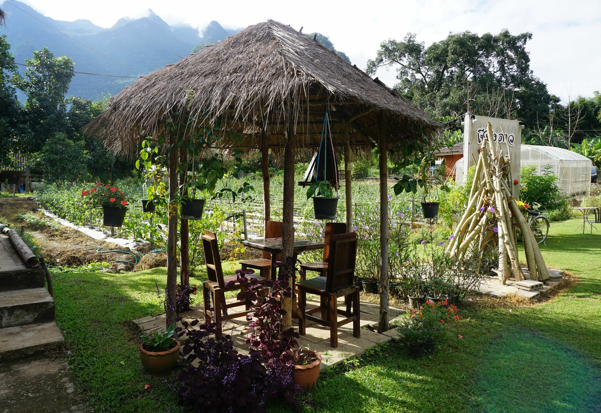 Chiang Dao Story Camp Hotel Exterior photo